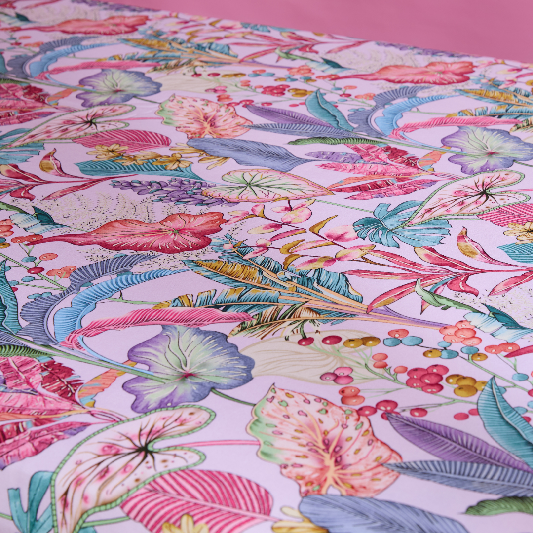 AMAYA TABLECLOTH