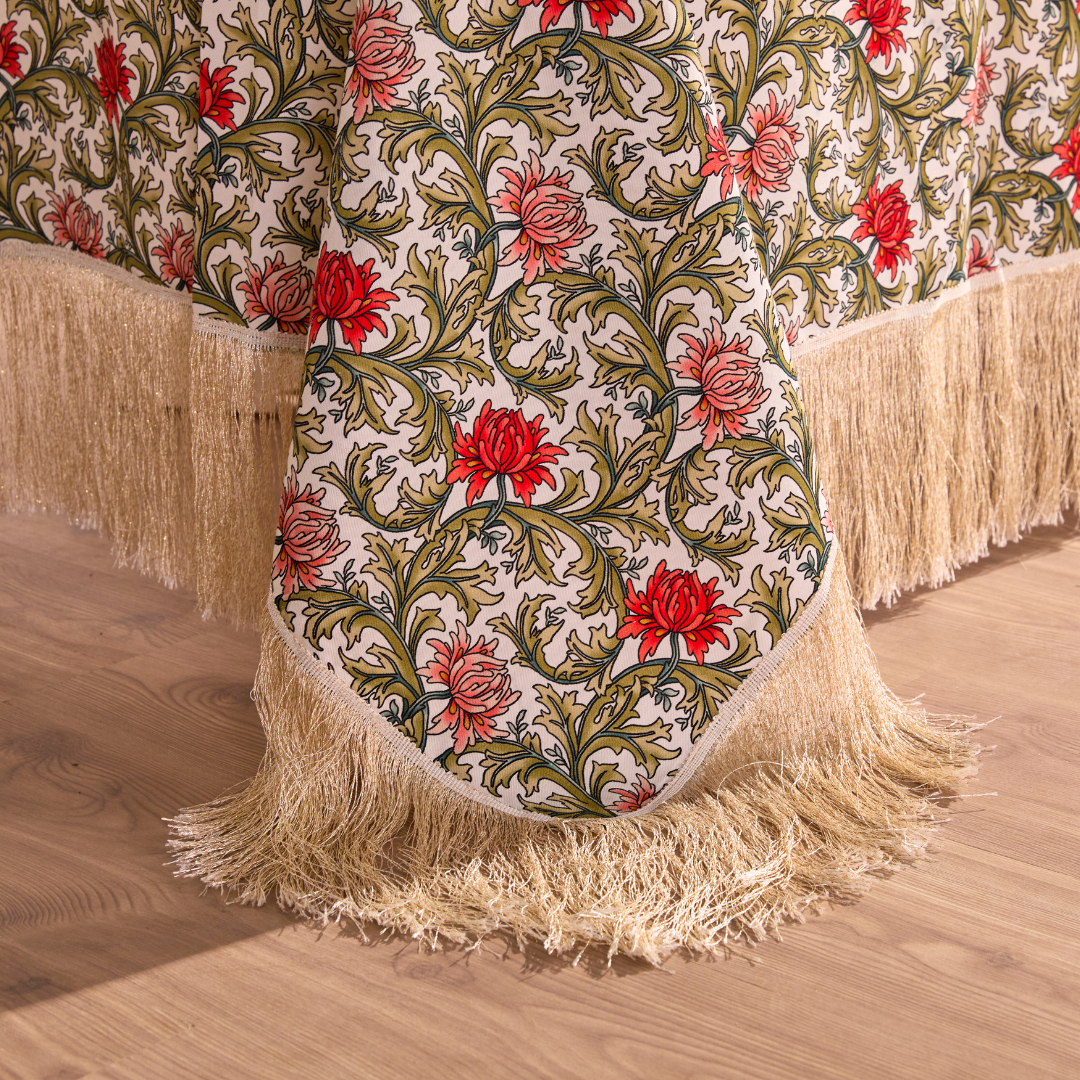 BLOOM TABLECLOTHS