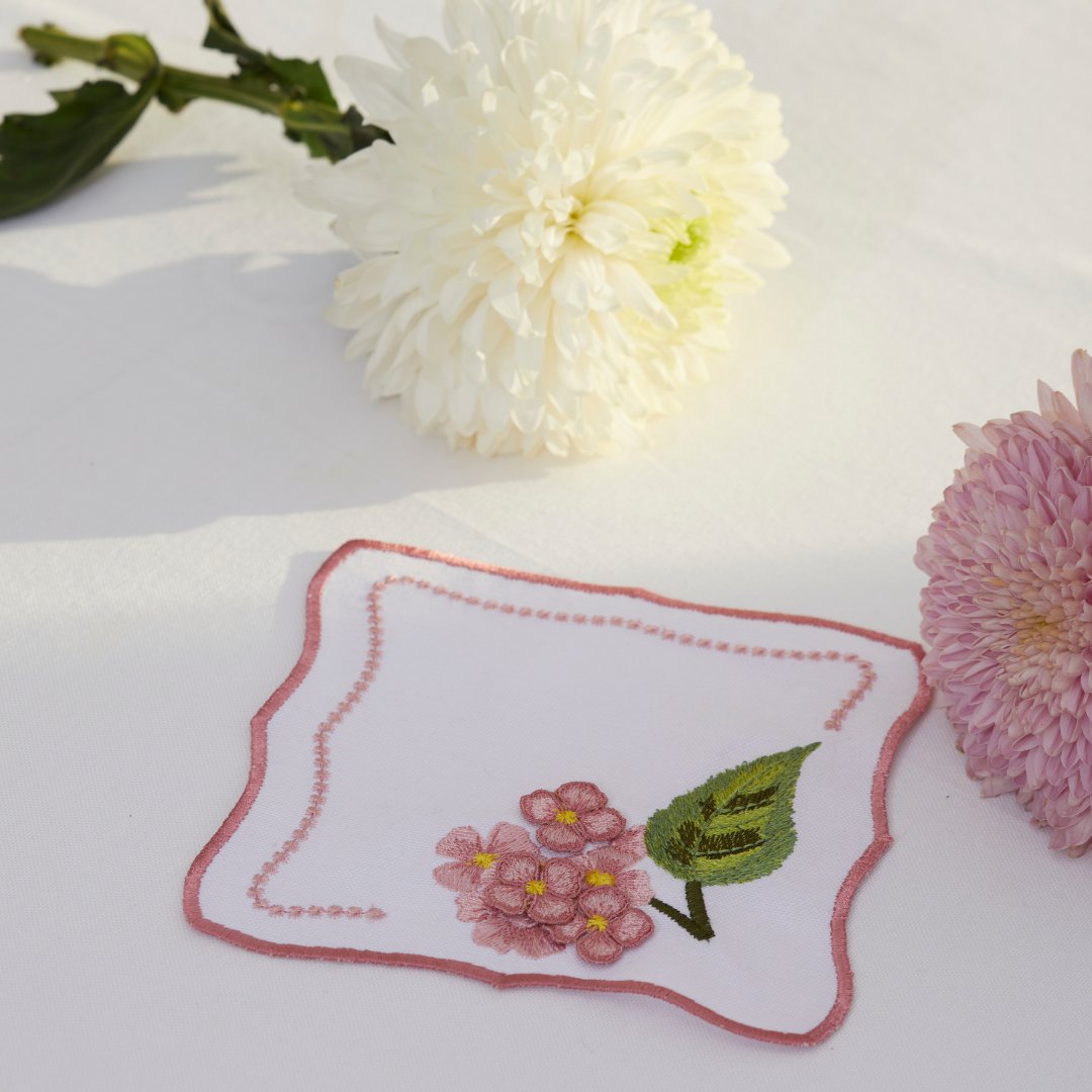 3D HYDRANGEA COCKTAIL NAPKINS PINK (SET OF 4)