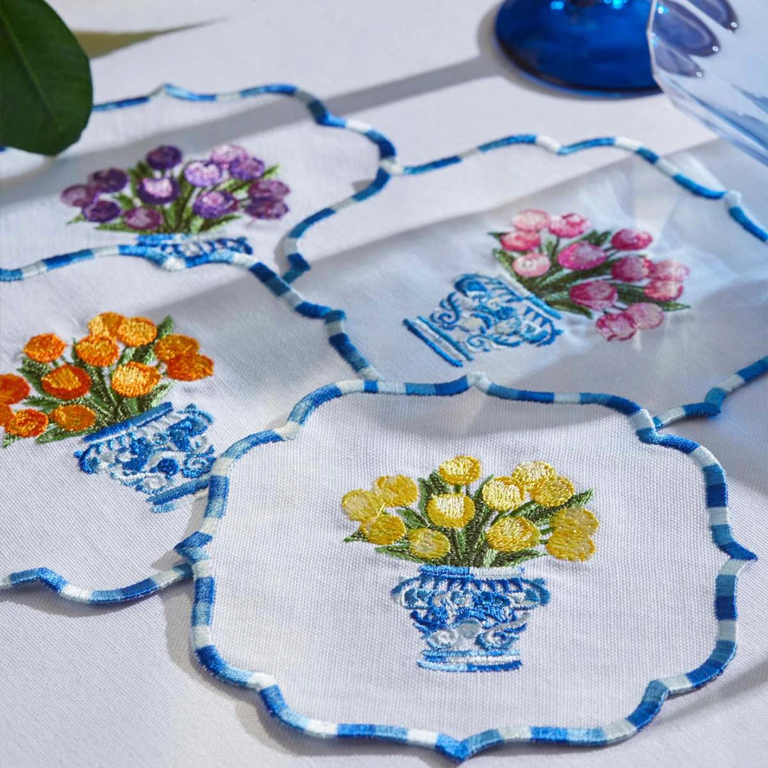 MIXED-COLOR TULIP COCKTAIL NAPKINS (SET OF 4)
