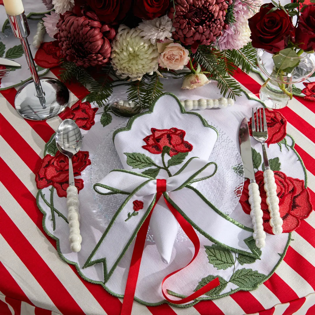 VINTAGE ROSE NAPKIN RING RED (SET OF 4)