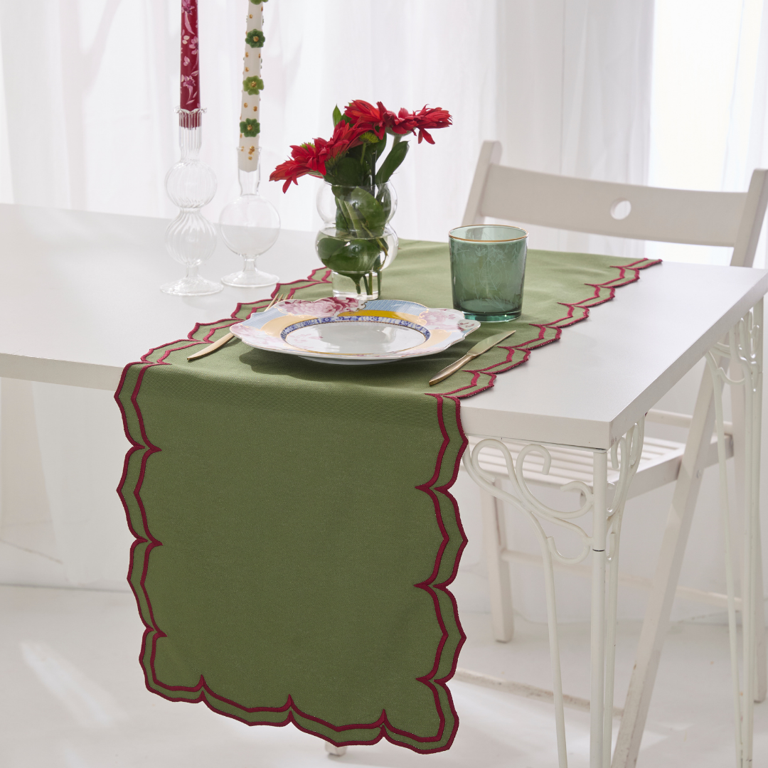 FIONA RUNNER GREEN BURQUNDY