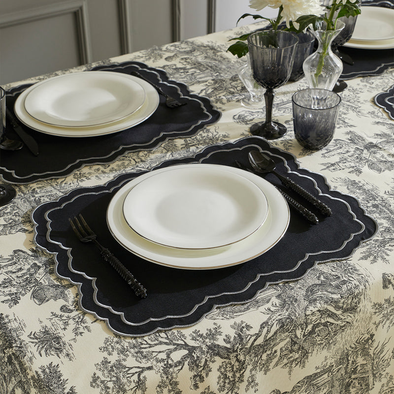 PIERRE PLACEMATS BLACK (SET OF 4)