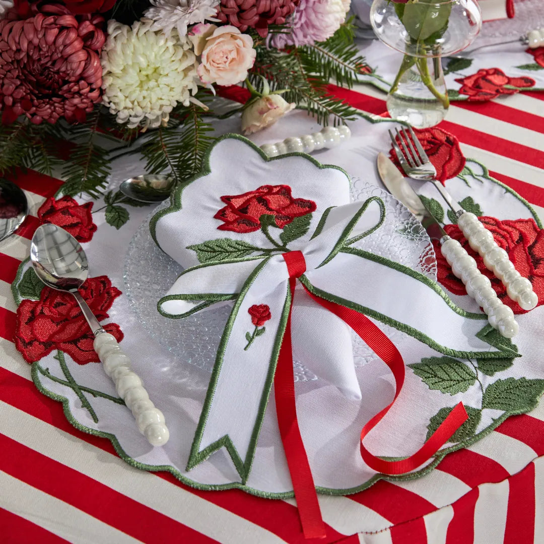 VINTAGE ROSE NAPKIN RING RED (SET OF 4)
