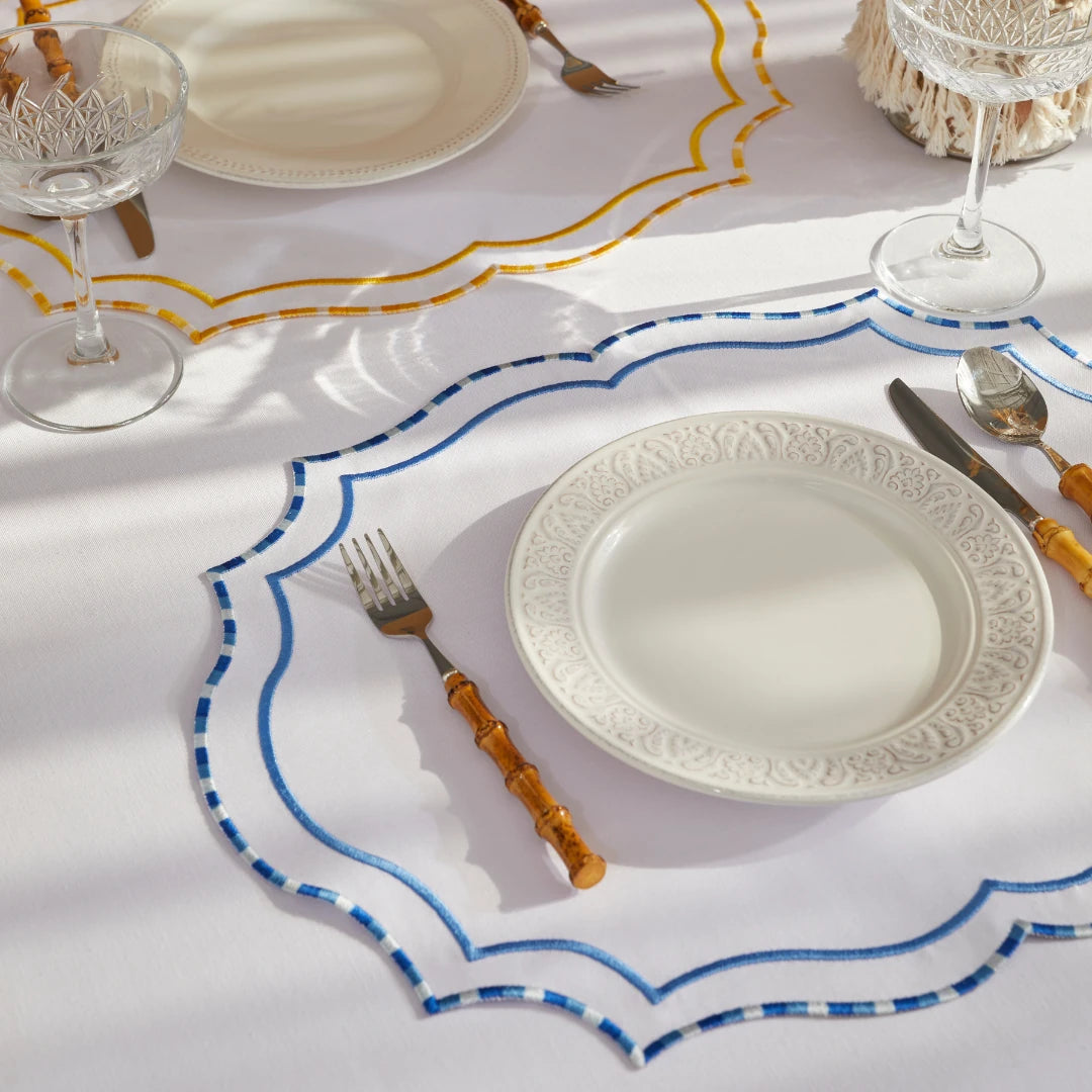 MIXED-COLOR MARBLED PLACEMATS (SET OF 4)