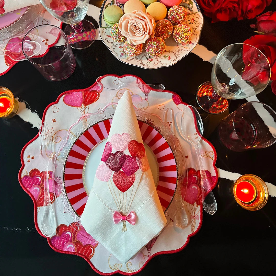 VALENTINE'S DAY BALLOON HEART NAPKINS (SET OF 4)