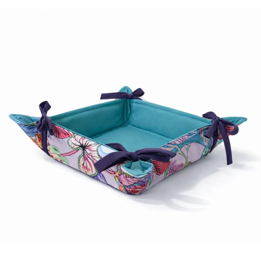 LEAVES BREAD BASKET