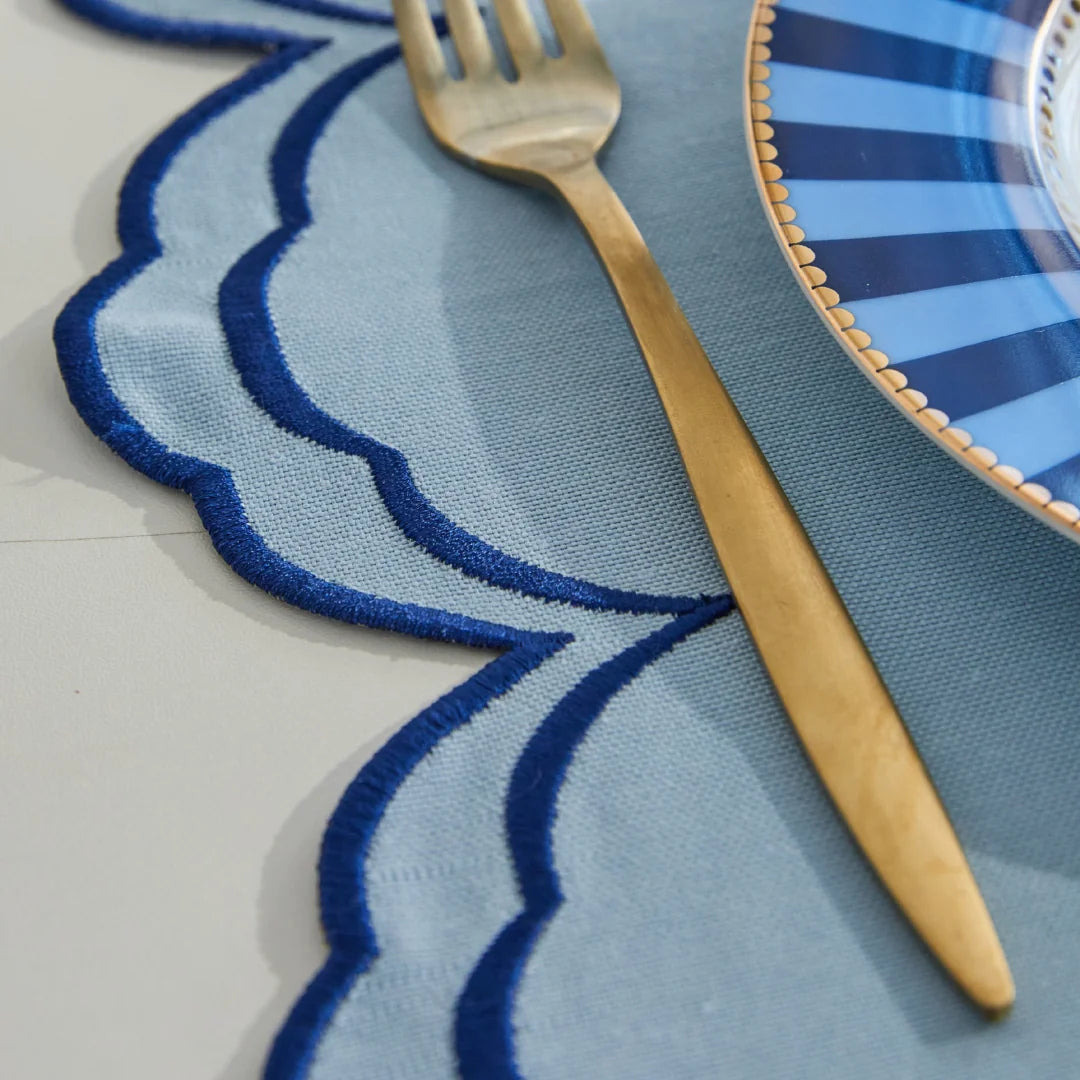 LOLA RUNNER LIGHT BLUE