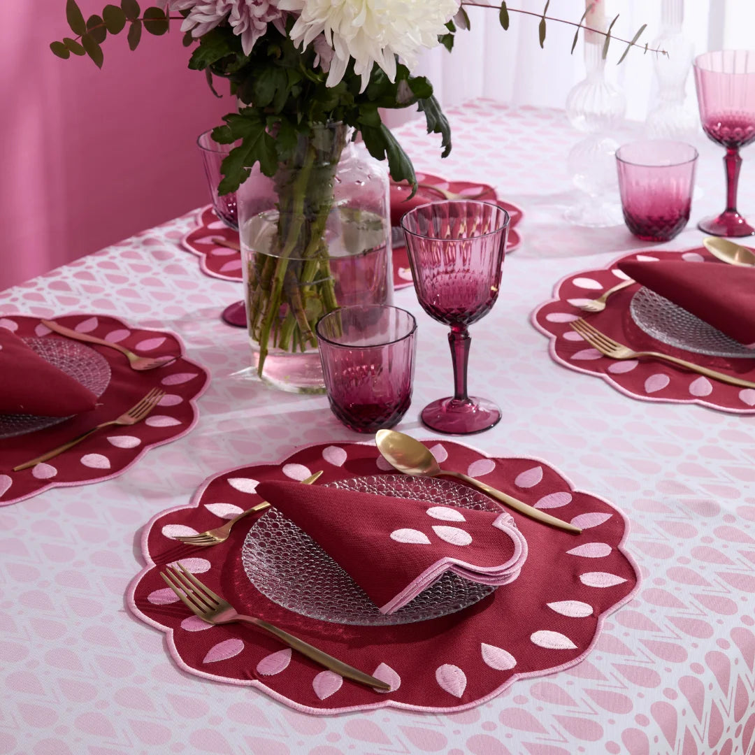 SCARLET PLACEMATS BURGUNDY (SET OF 4)