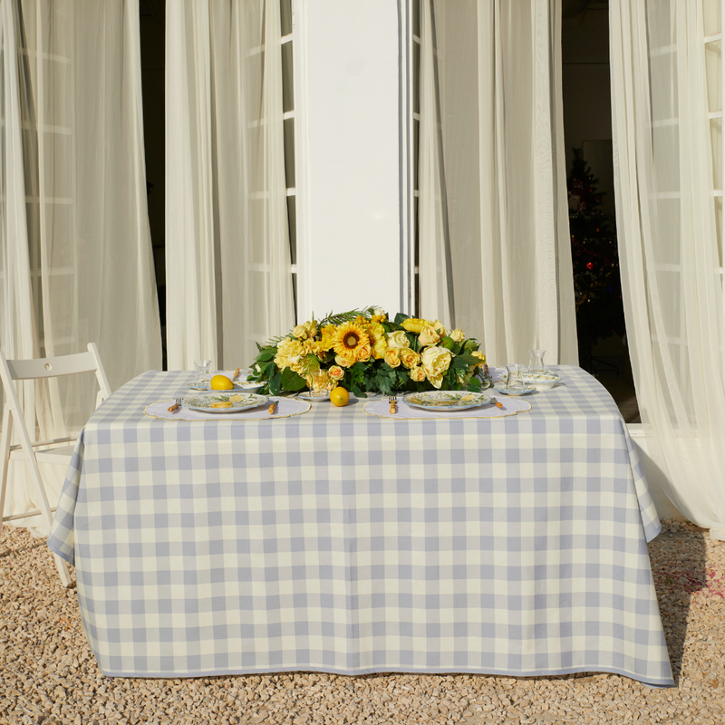 GINGHAM TABLECLOTH