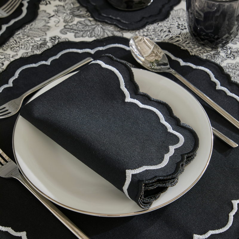HERME NAPKINS BLACK (SET OF 4)